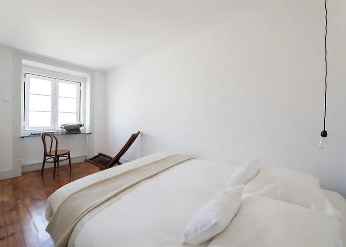 Rossio - Chiado | Cheese & Wine Διαμέρισμα *